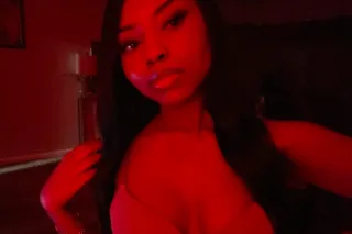 Sweet, flirty, and a little da... - Image 1