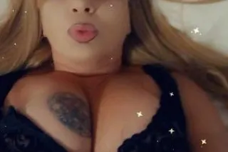 TOP NOTCH MATURE SQUIRTING BEAUTY💦 - Image 1